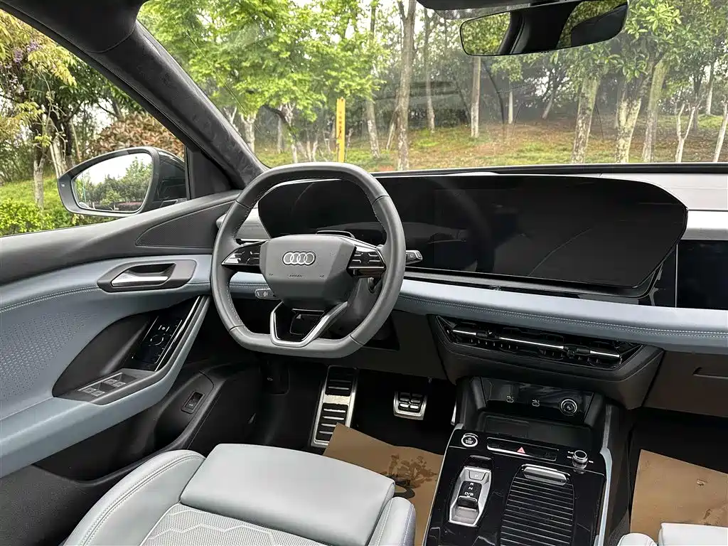 Audi Q6L e-tron 2025 Model Pioneer Edition фото 9