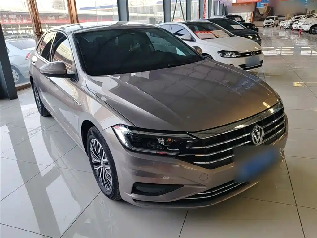 VOLKSWAGEN SAGITAR