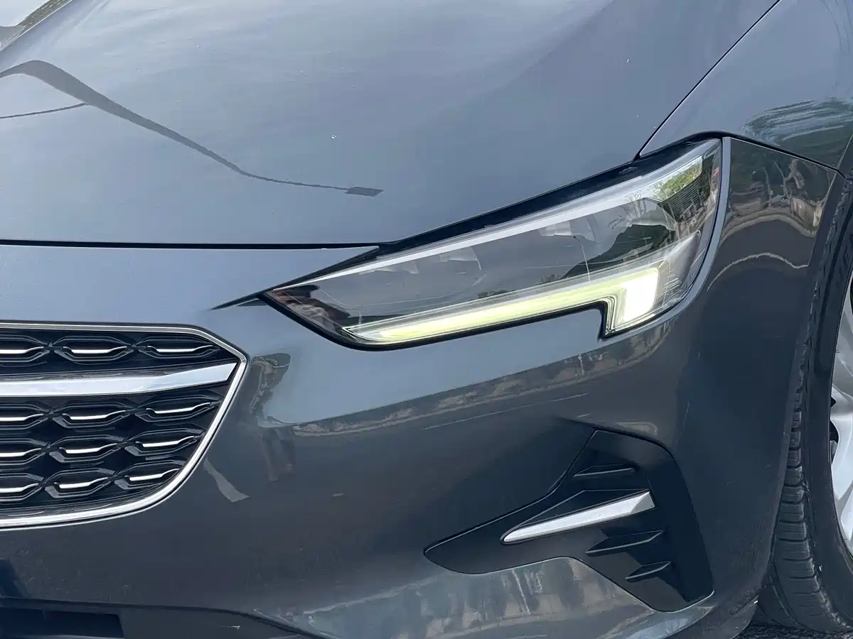 Buick Regal 2020 552T Luxury фото 4