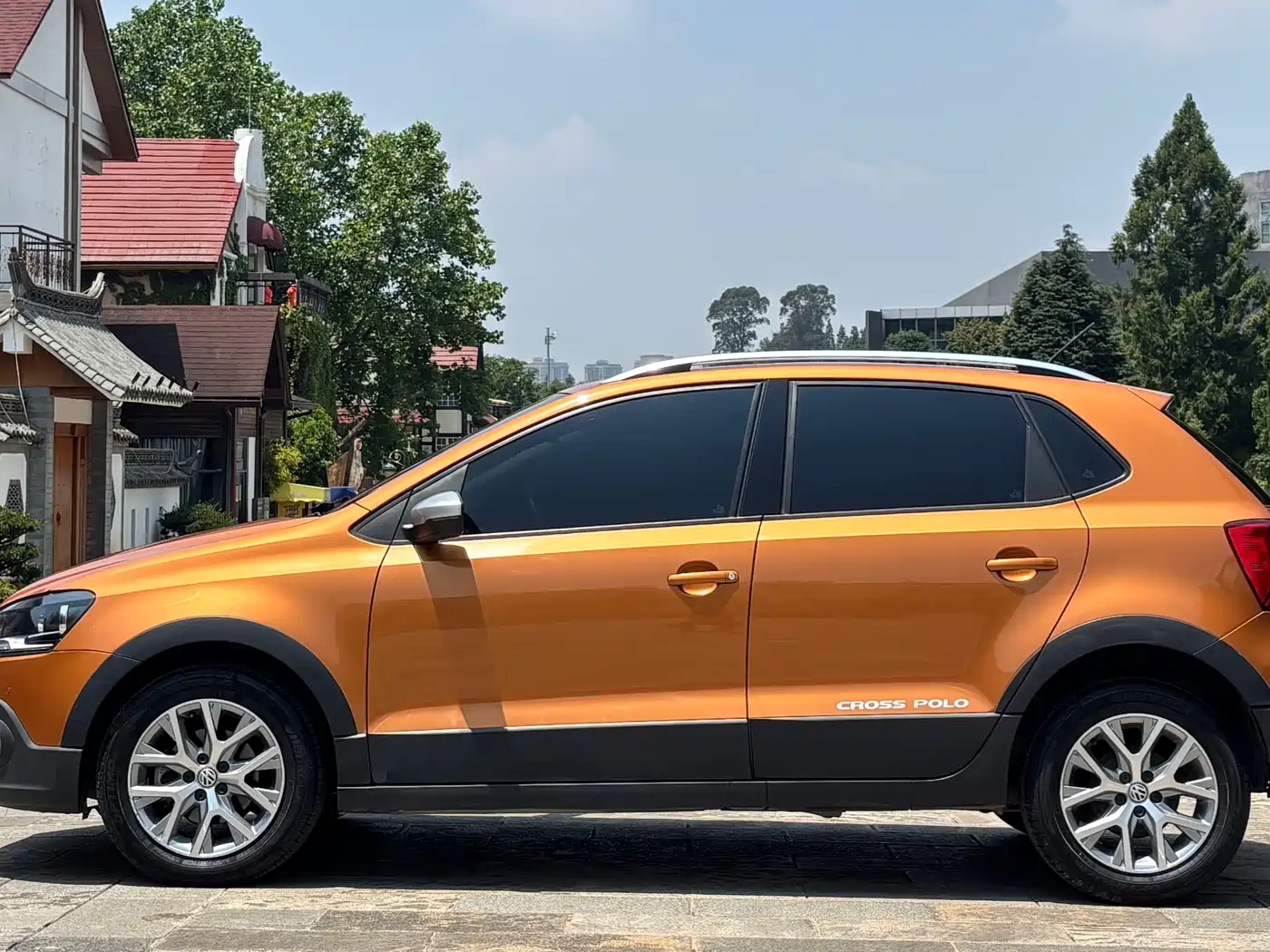 Volkswagen Polo 2018 1.5L Cross Polo Auto фото 14