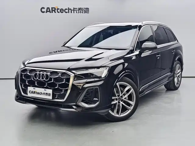Audi Q7 2024