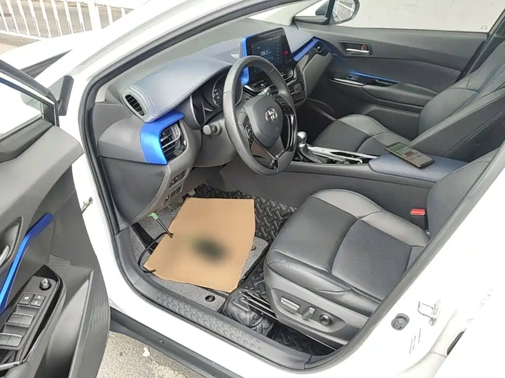 Toyota C-HR 2023 2021 2.0L Luxury Edition