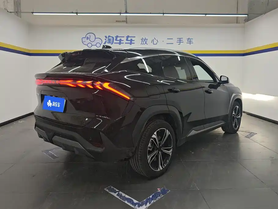 Geely Galaxy Galaxy L7 2023 2023 1.5T 115km Starship