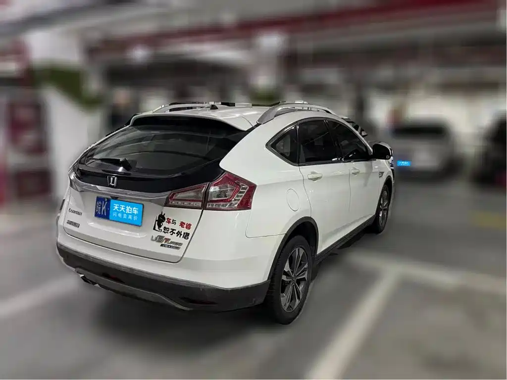 Luxgen U6 SUV 2015 2015 1.8T Fashion Edition