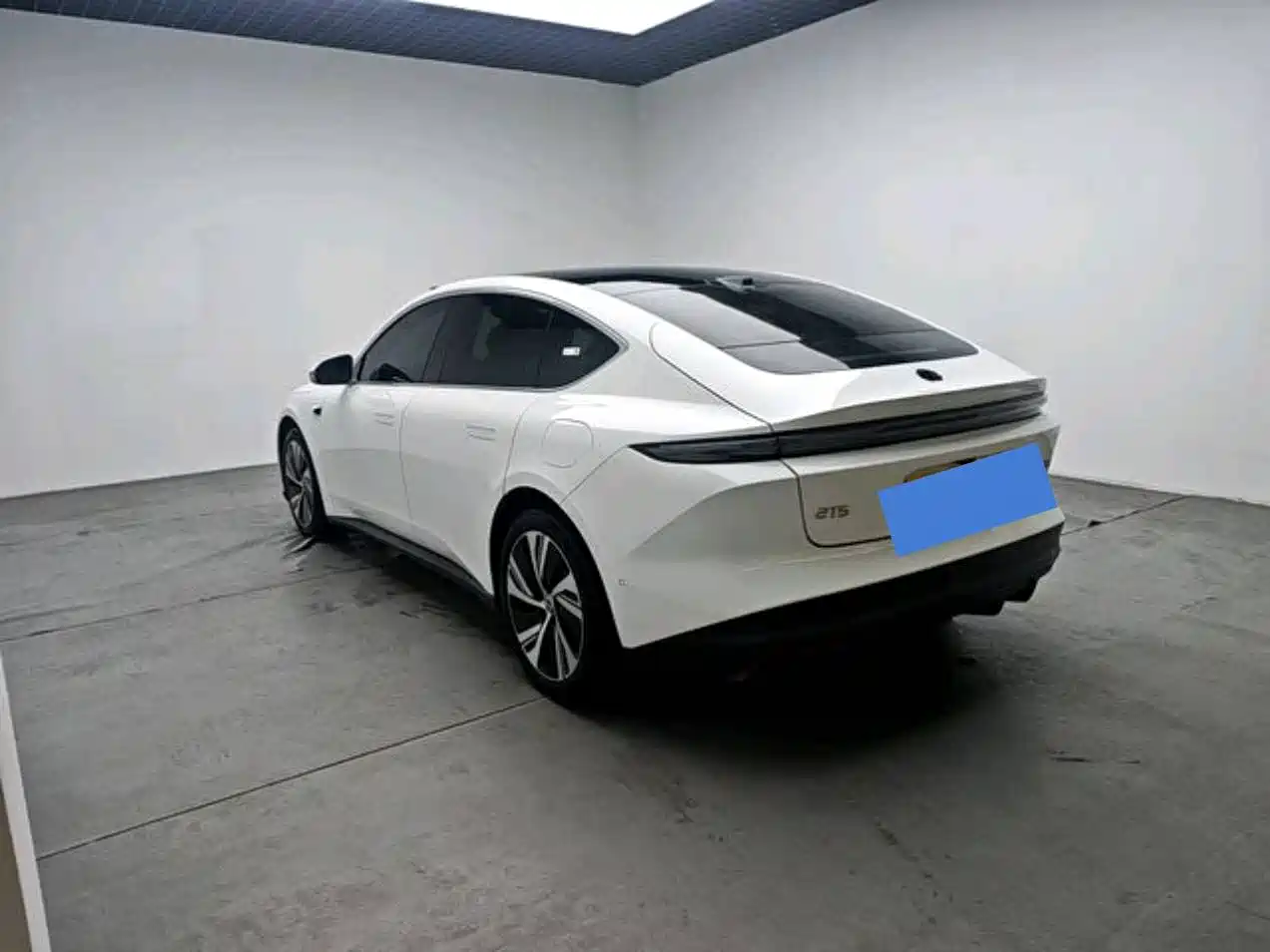 NIO NIO ET5