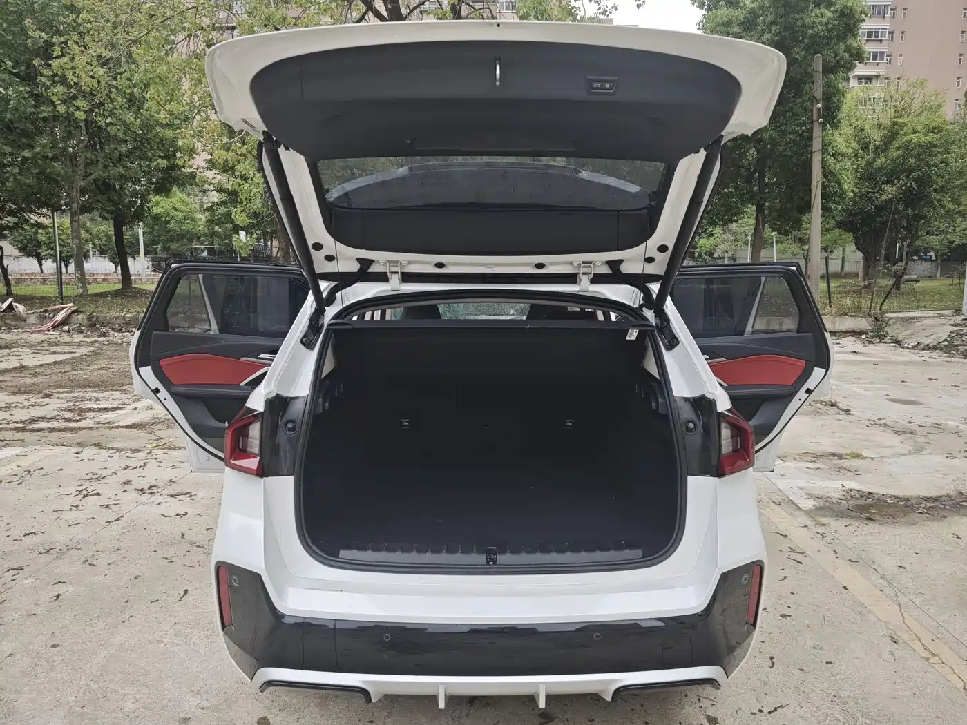 BMW X1 2023 xDrive25Li M Sport Package фото 21