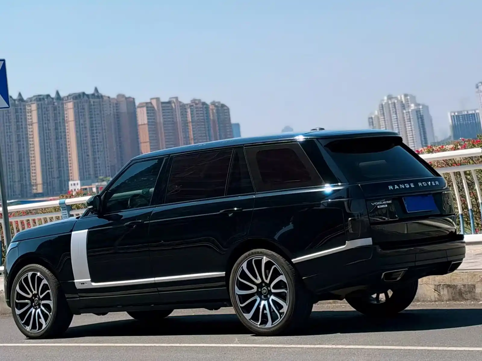 Фото 6 - Land Rover Range Rover