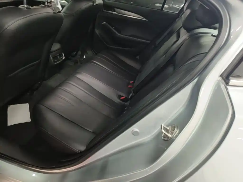 صورة 17 - Mazda Atenza