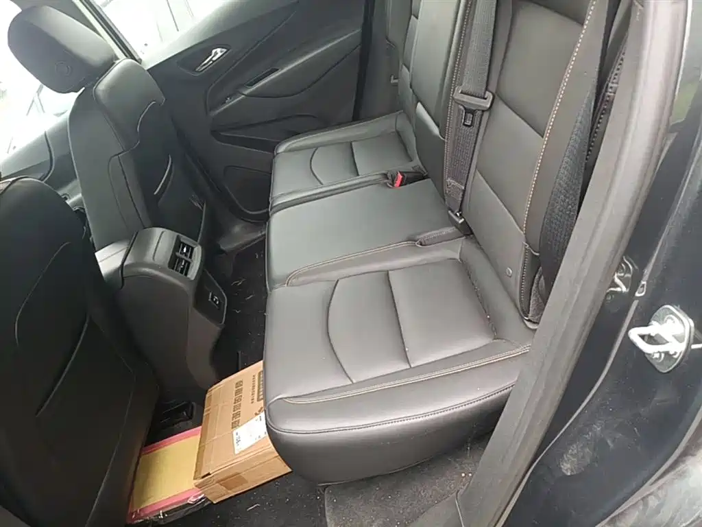 Chevrolet Equinox 2017 535T Automatic Realm Edition фото 24
