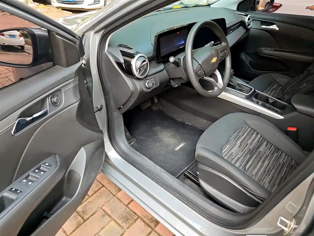 Chevrolet Monza 2023 1.5L DCT Enjoyment Edition фото 16