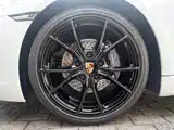 Photo 17 - Porsche 718