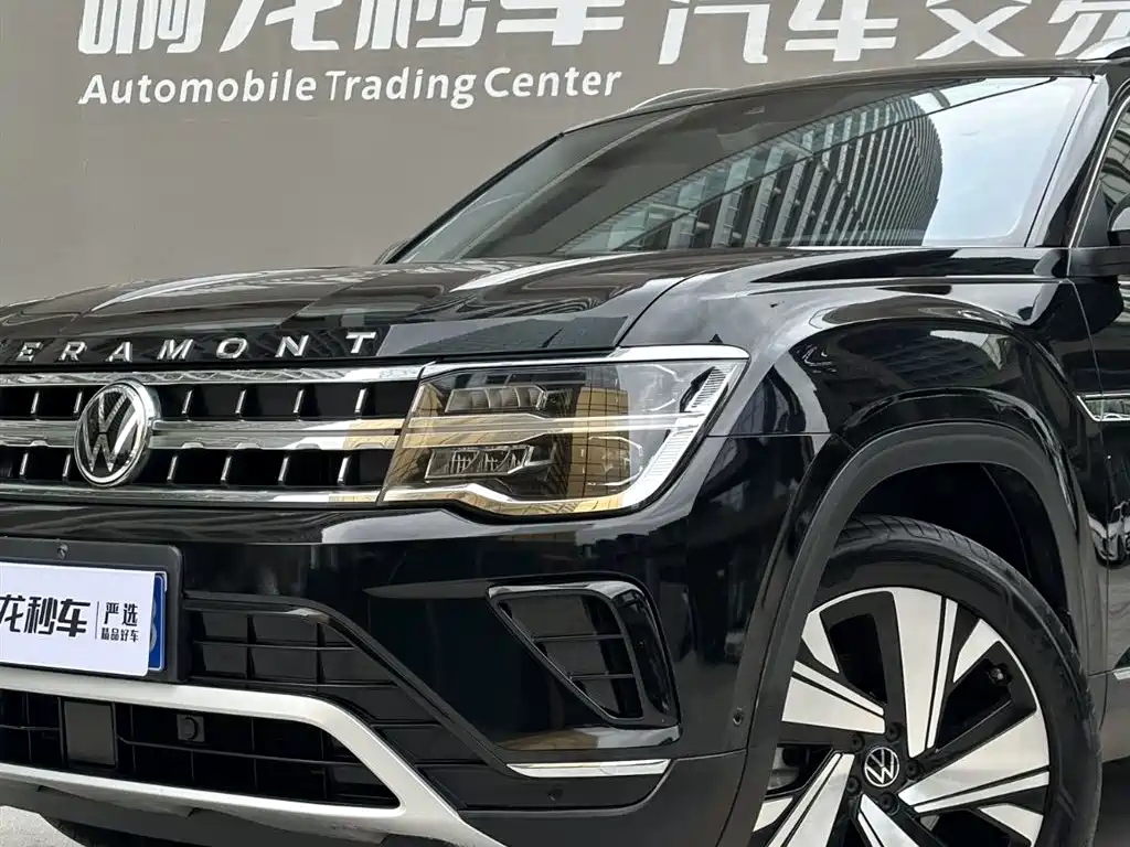 Volkswagen Teramont 2023 330TSI FWD Premium Luxury Edition фото 12