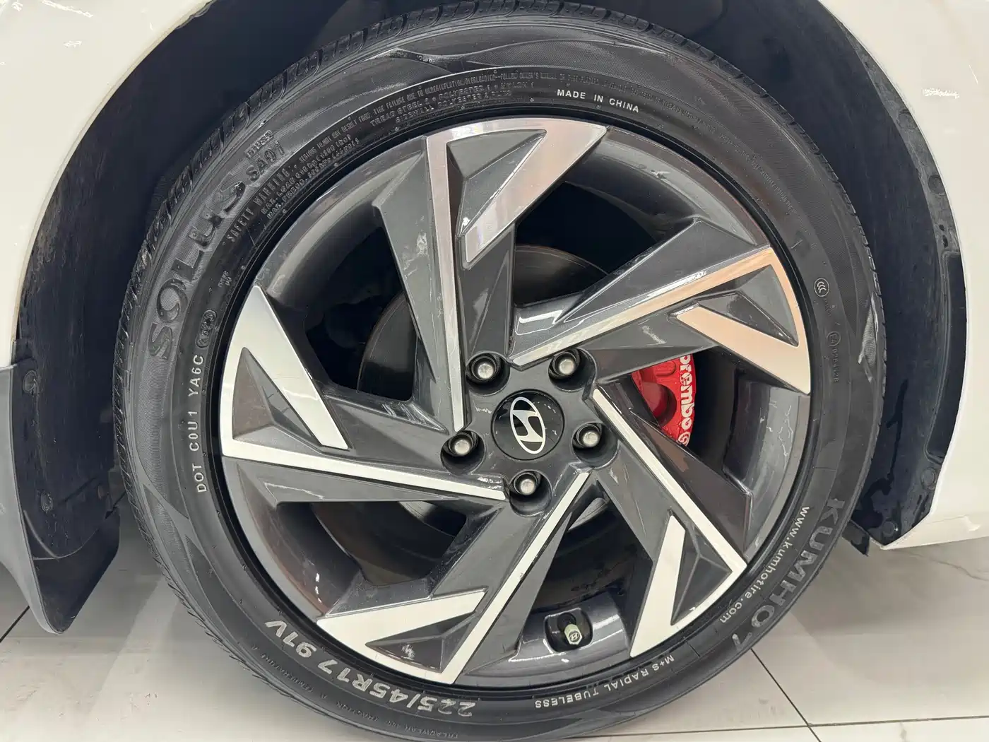 Hyundai Elantra 2023 1.5L CVT GLX Elite Edition фото 24