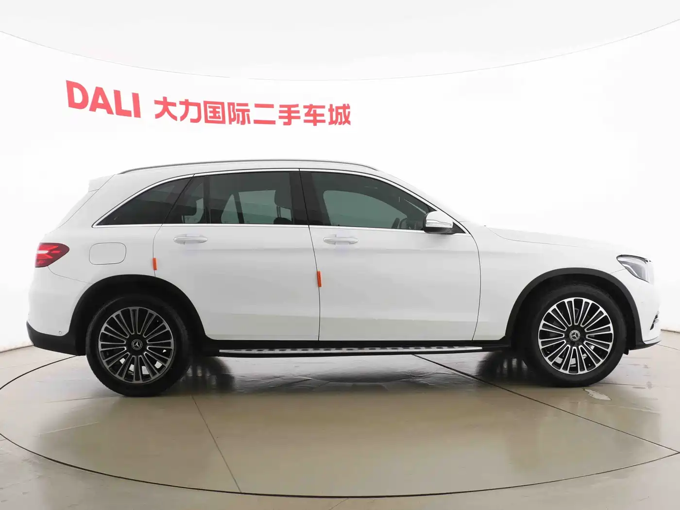 Mercedes-Benz GLC 2019 GLC 260 L 4MATIC Dynamic фото 4