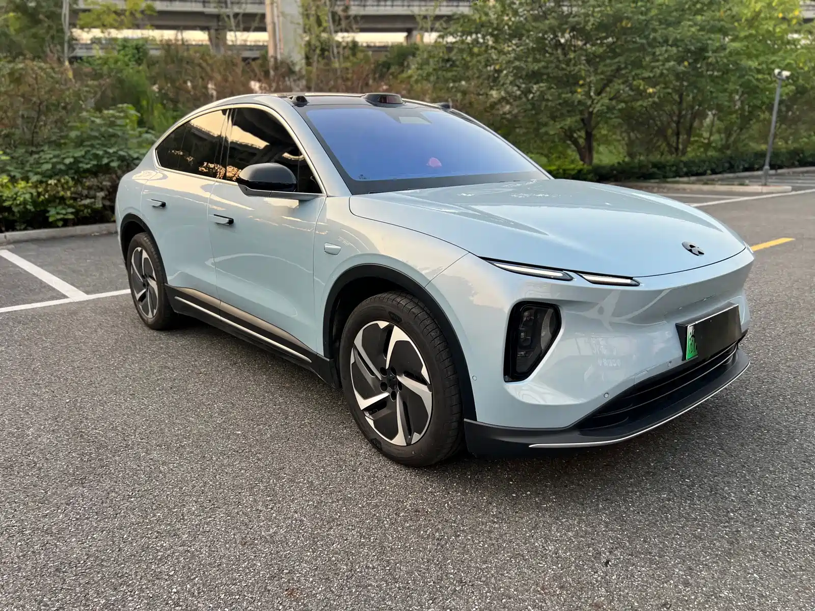 Фото 3 - NIO EC6