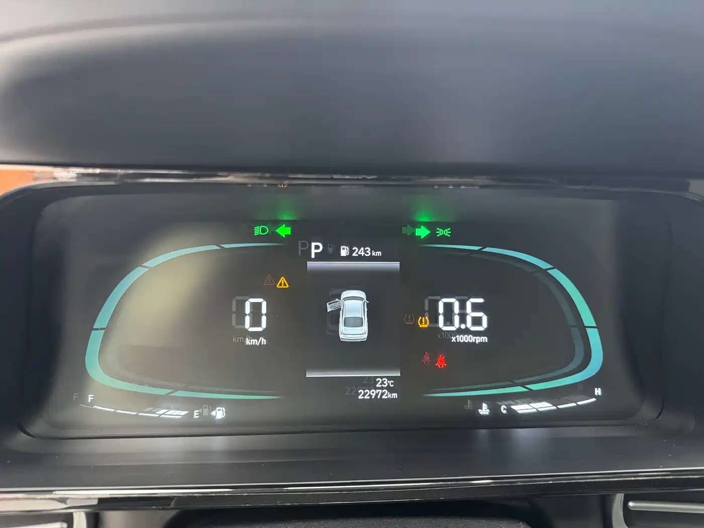 Hyundai Elantra 2023 1.5L CVT GLX Elite Edition фото 15