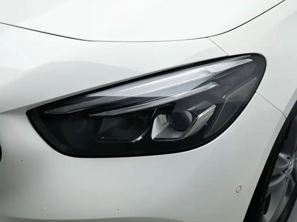 Mercedes-Benz B-Class, миниатюра 7