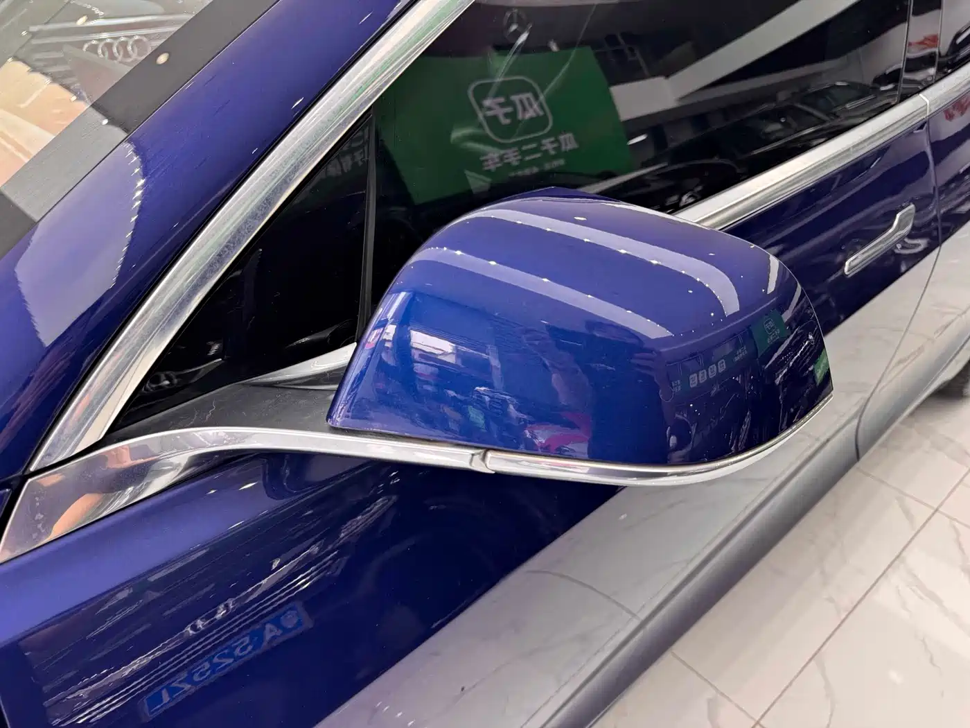 Tesla Model 3 (Import) 2019 2019 Long Range RWD Version
