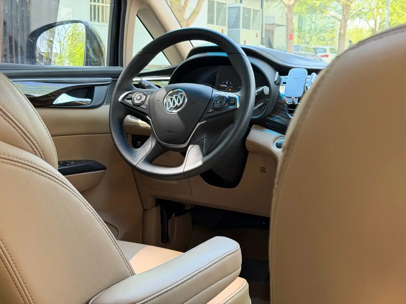 Buick GL8 2017 ES 28T Premium China V фото 17