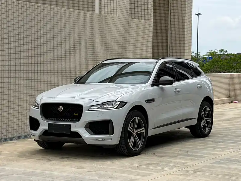 Jaguar F-PACE 300-Sport