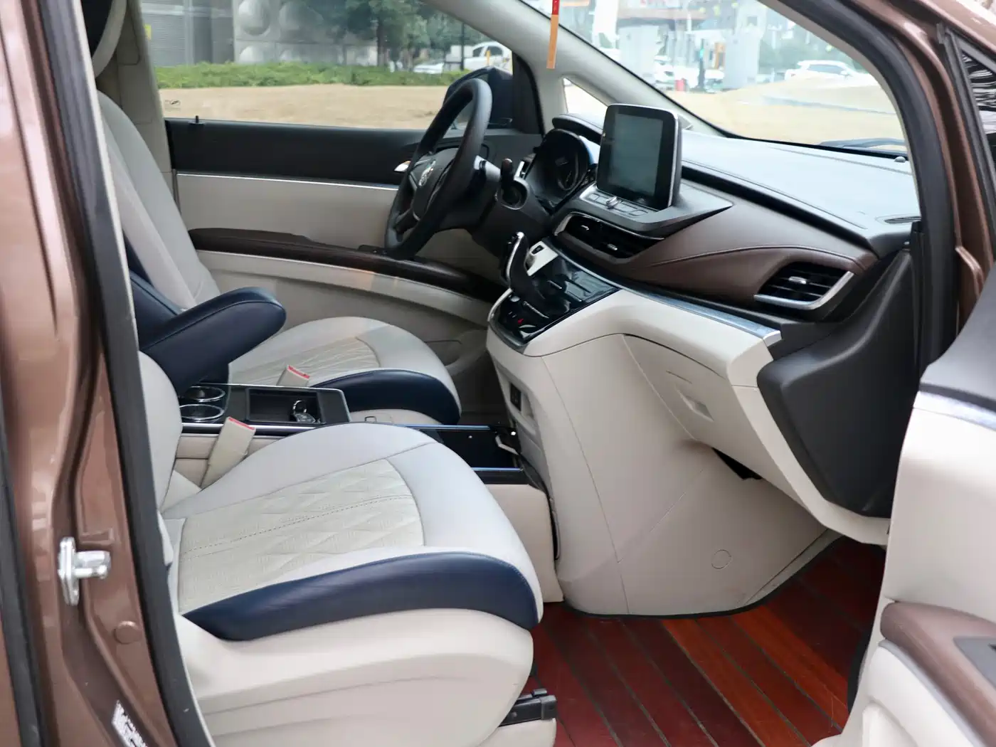 Buick GL8 2021 Land Business Class 652T Comfort фото 11