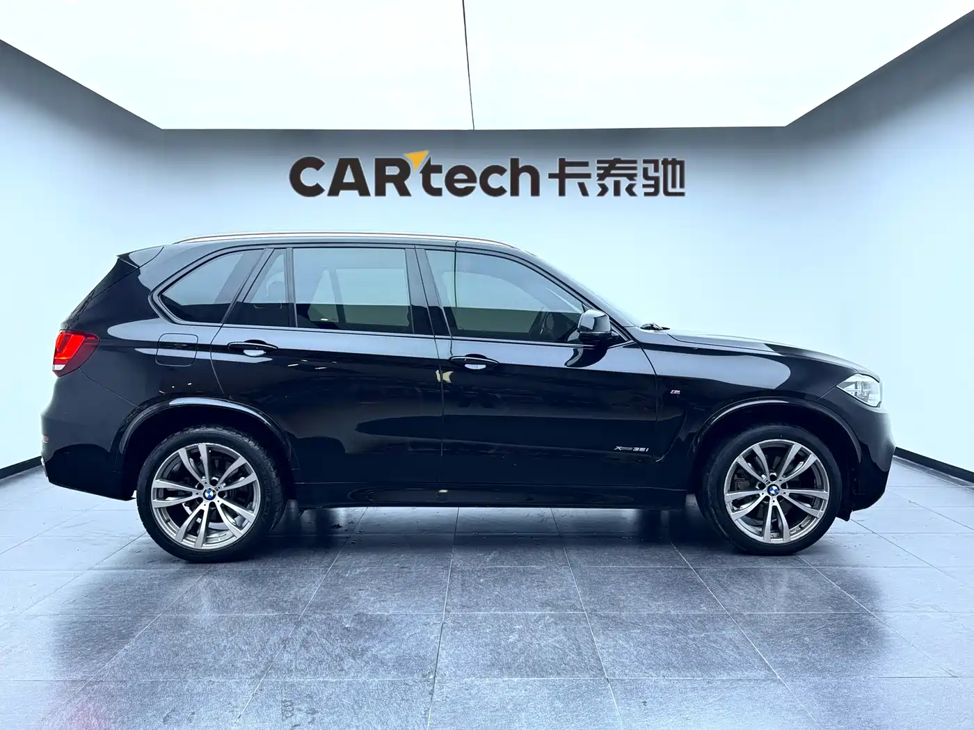 BMW X5 (Import) 2018 xDrive35i M Sport Model фото 4