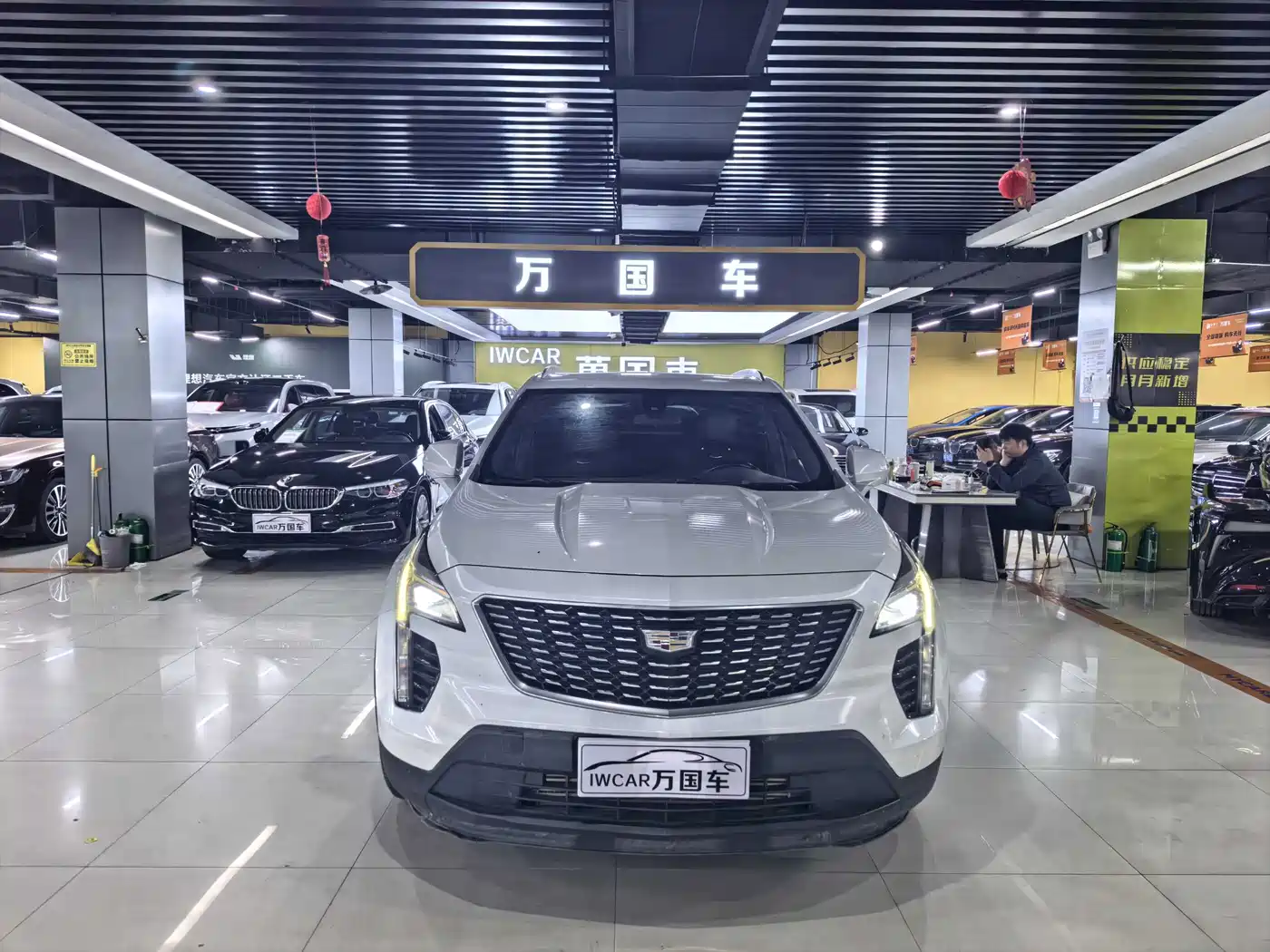 Фото 2 - Cadillac XT4
