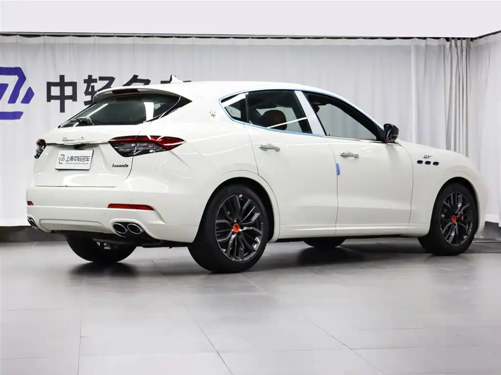 Maserati Levante 2024 2.0T GT Ultima фото 3
