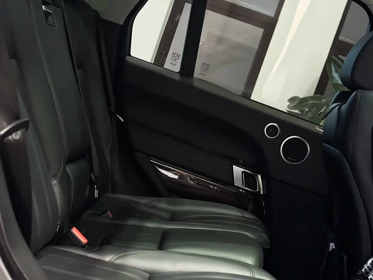 Land Rover Range Rover 2013 3.0 TDV6 Vogue фото 9