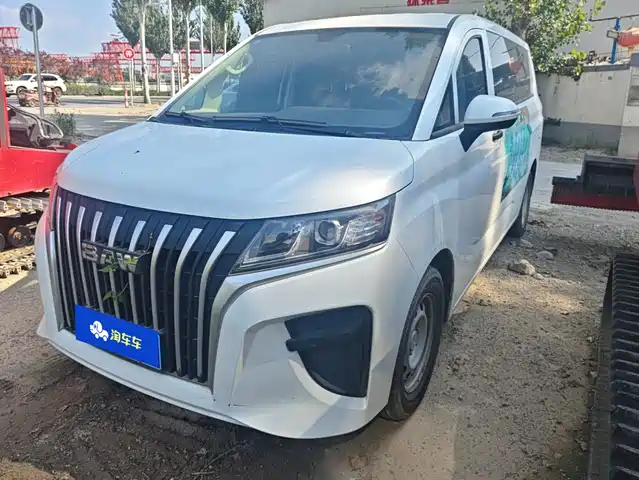  BAW (Beijing Automobile Works) Ruisheng Ace M7 2023 2.0L Long Wheelbase Executive 7-Seater