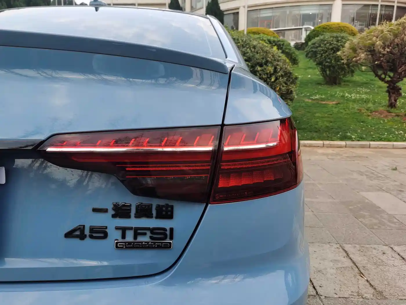 Audi A4L 2024 45 TFSI quattro Premium Dynamic фото 11