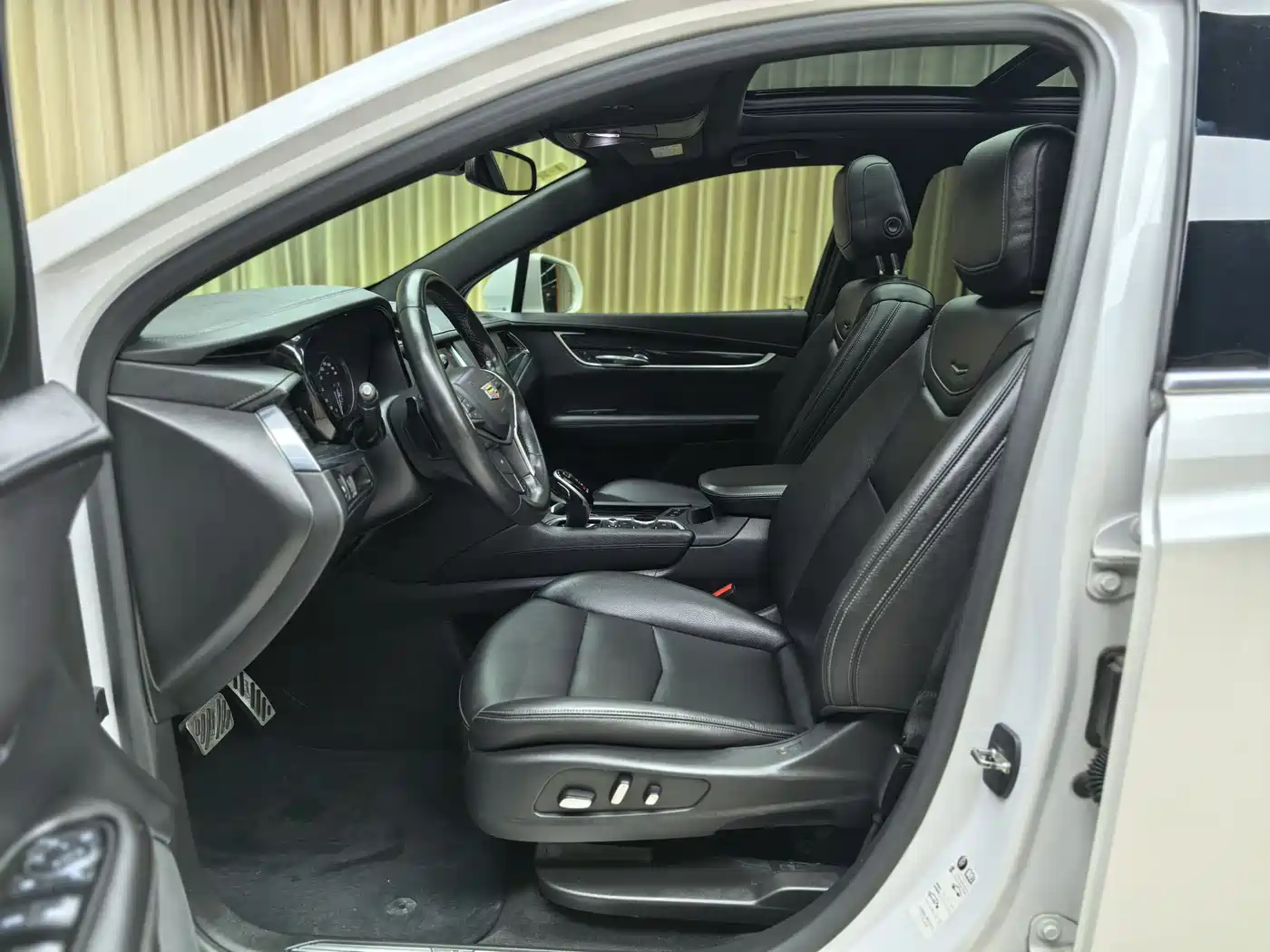 Cadillac XT5 2021 28T 4WD Luxury фото 25