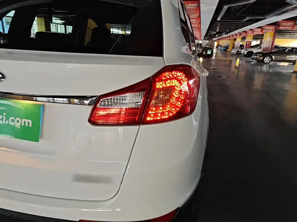 Chery Tiggo 5 2015 2015 2.0L CVT Family Premium