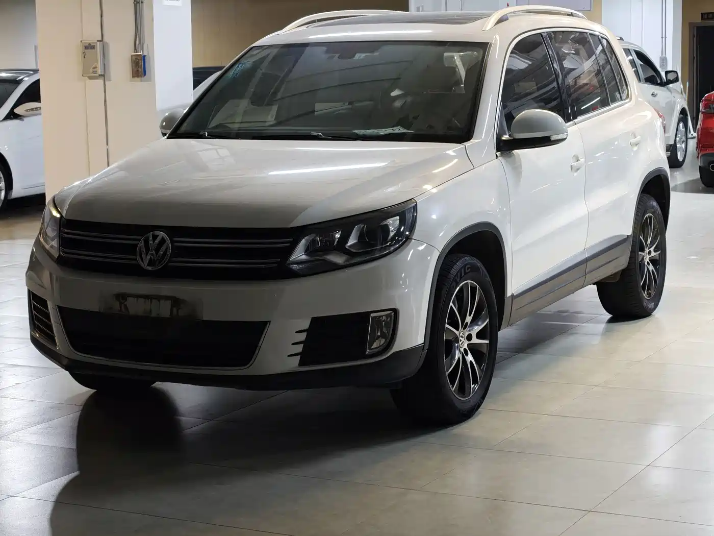 Volkswagen Tiguan 2015 1.8TSI Automatic 2WD Trendline