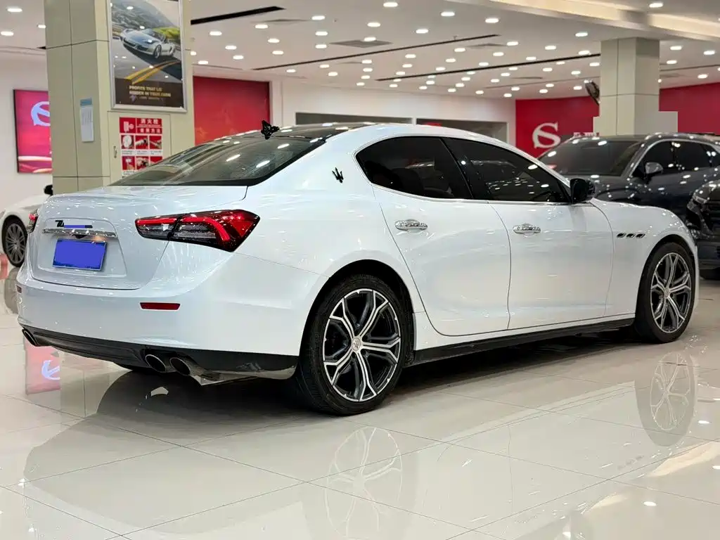 Maserati Ghibli 2014 2014 3.0T Standard