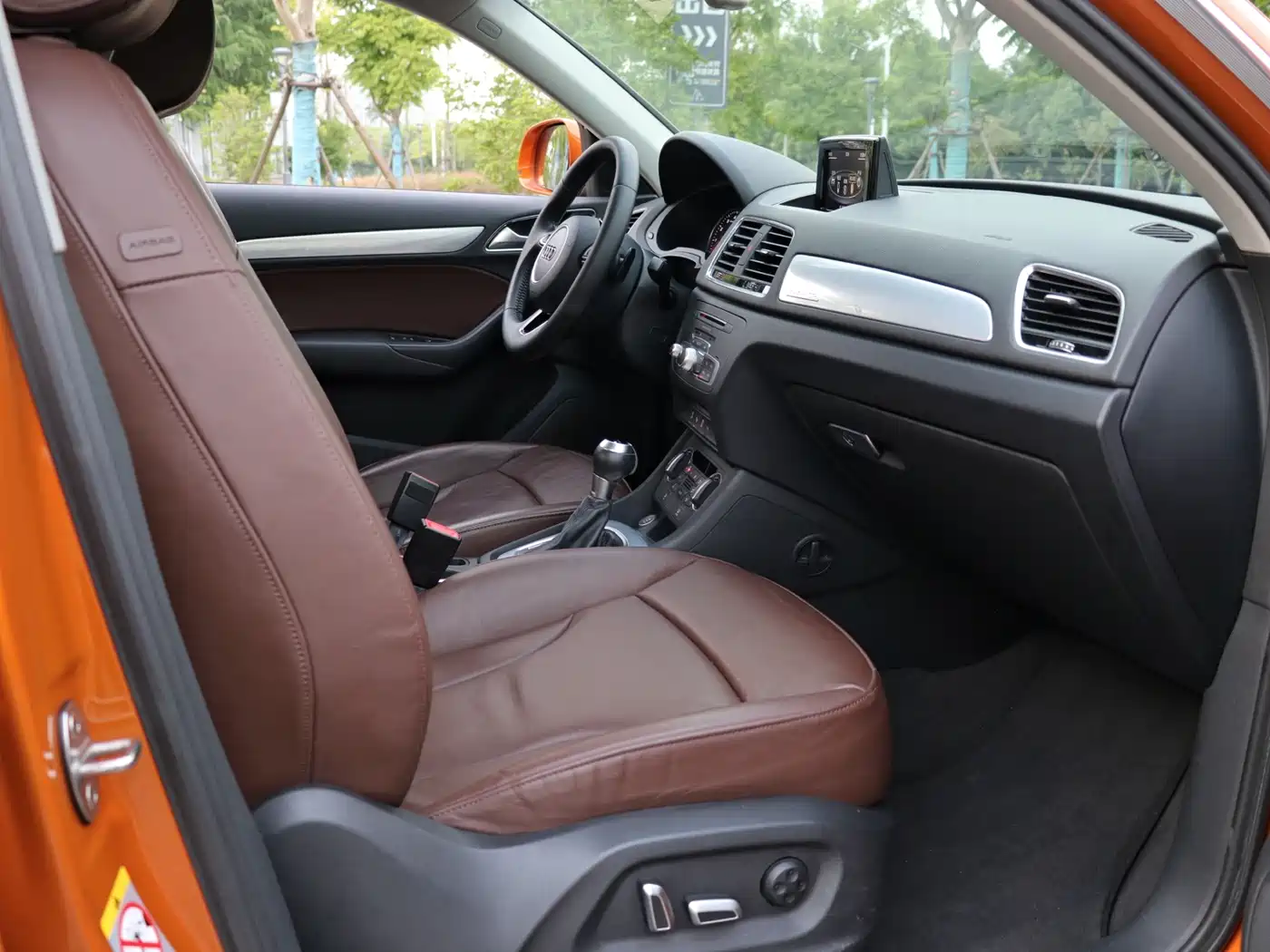 Фото 18 - Audi Q3