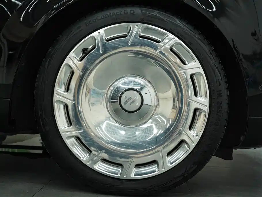 IM Motors IM LS9 2025 2026 Model 52kWh Base Version