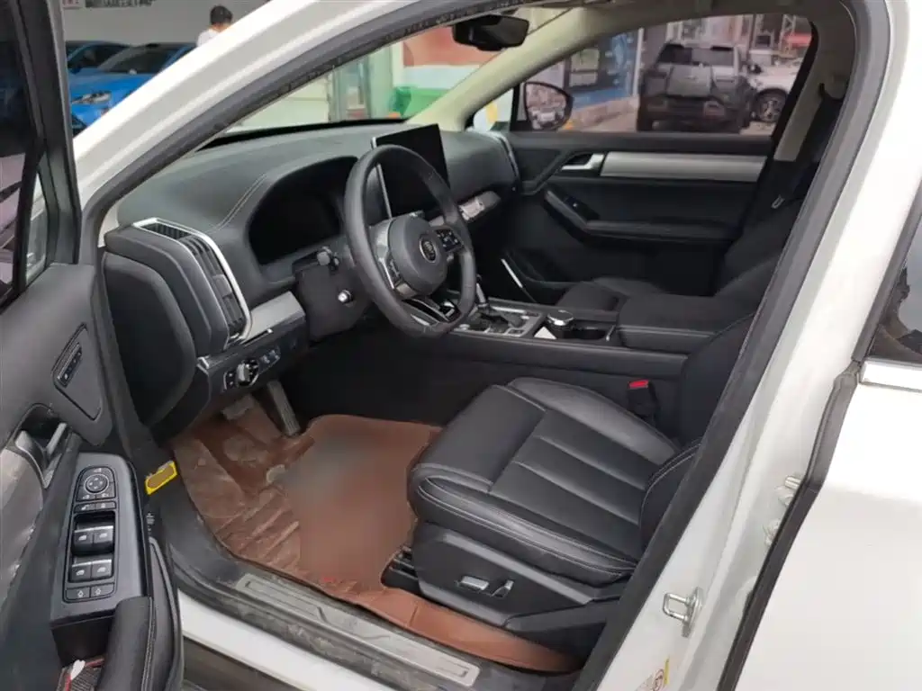 BYD Tang 2018 2.0T Automatic Smart Connection Honor Edition 7-Seater China V фото 14
