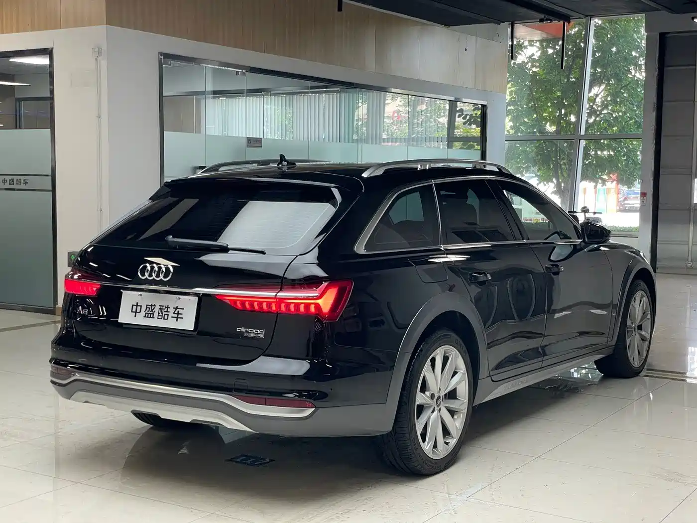 Audi A6 (Import) 2021 2021 allroad quattro Explorer 55 TFSI Premium Off-road