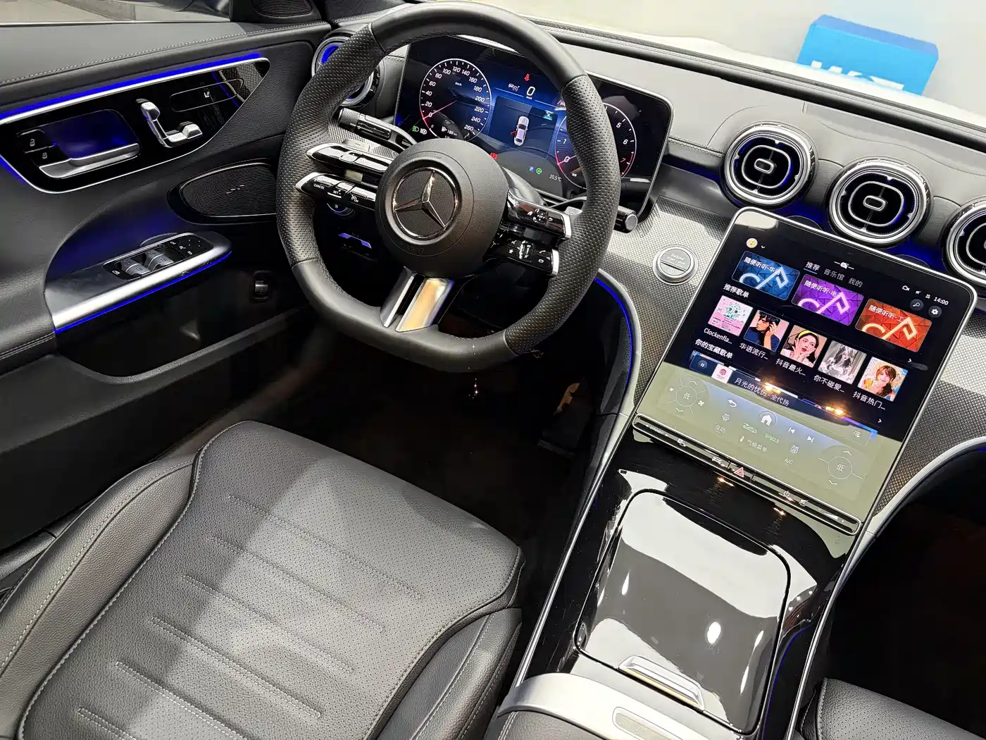 Mercedes-Benz C-Class 2025 C 260 L Sport Edition фото 8