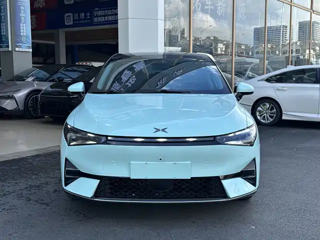 XPeng P5 2022