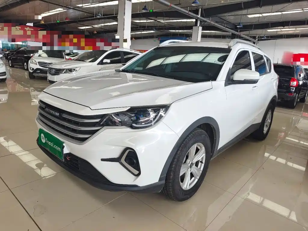 Jetour X70M 2022 2022 1.5T Manual Avant-garde Partner 7-seater