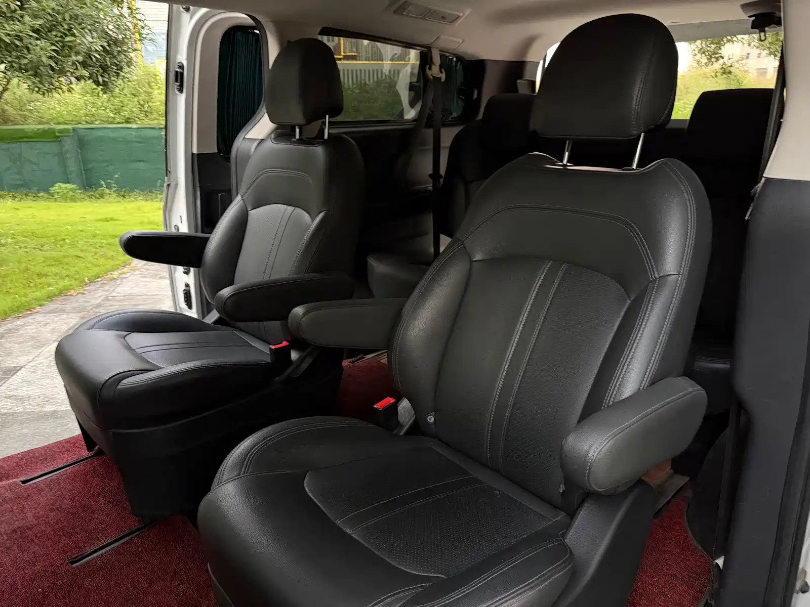 Фото 9 - Maxus G10