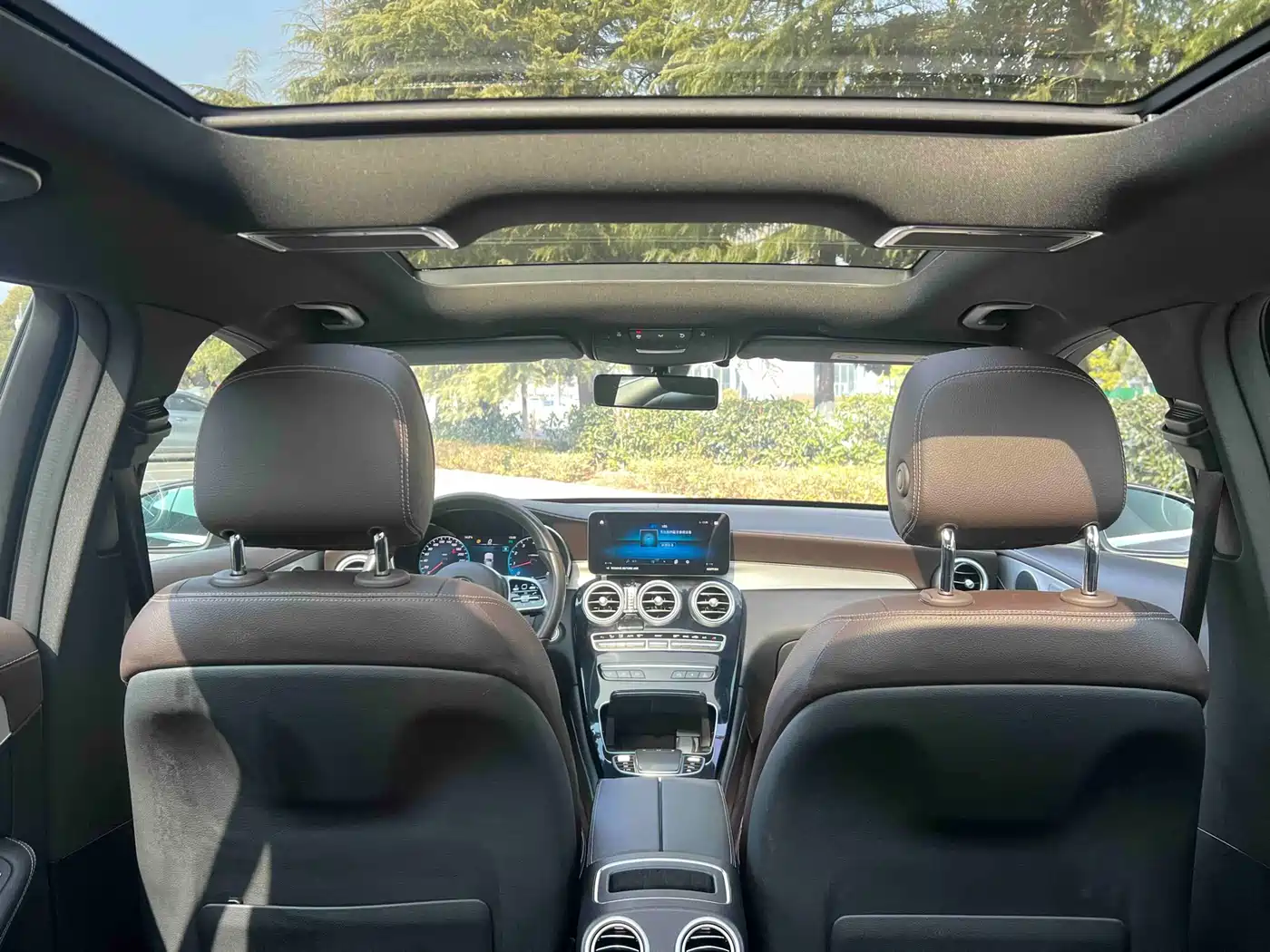 Mercedes-Benz GLC 2021 GLC 260 L 4MATIC Sporty фото 16
