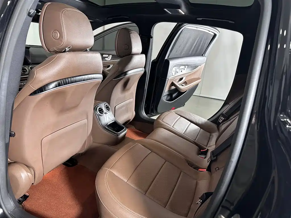 Mercedes-Benz E-Class 2023 Facelift E 300 L Sport Luxury фото 11