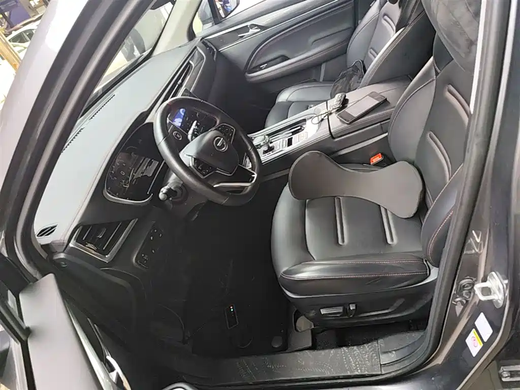 GAC Trumpchi Trumpchi GS4 PLUS 2021 390T Automatic Nebula Edition фото 15