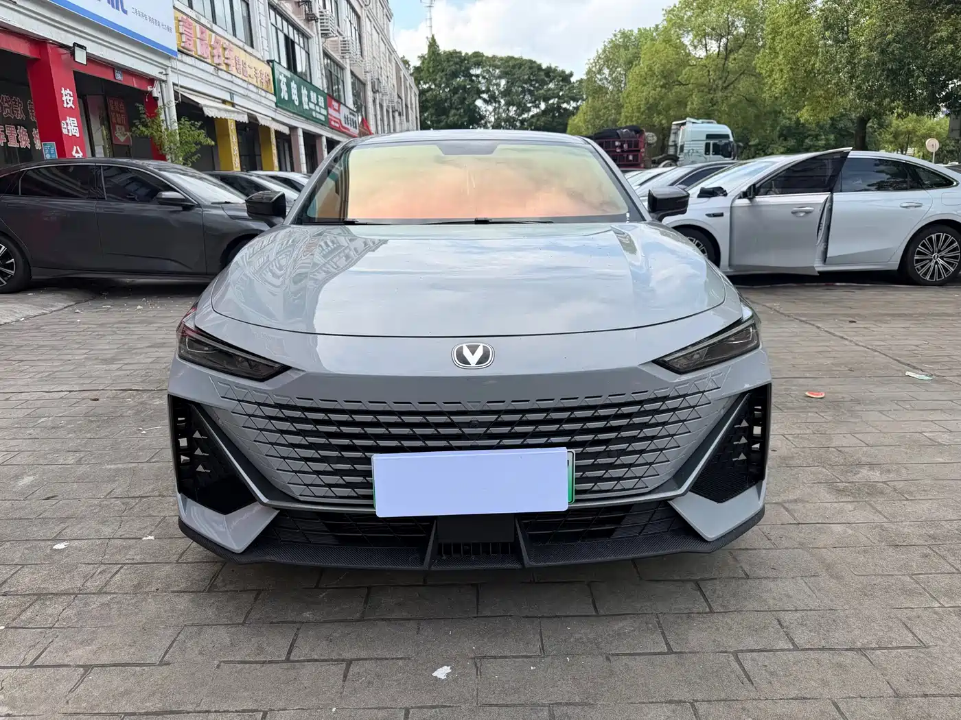 Changan UNI-V iDD 2023 2023 ZhiDian iDD 1.5T 113km Smart Fun Edition