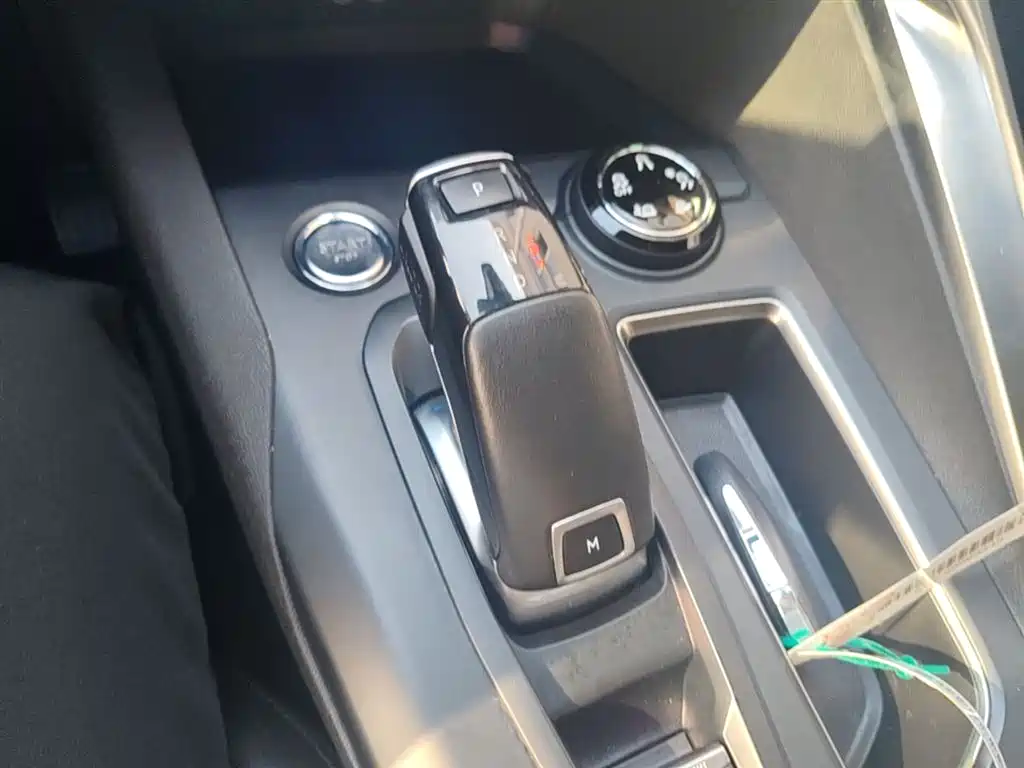 Peugeot 5008 2019 400THP 7-Seat Flagship Luxury Edition фото 10