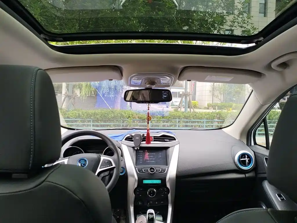 BYD Yuan New Energy 2018 EV360 Smart Connected Cool Type фото 9