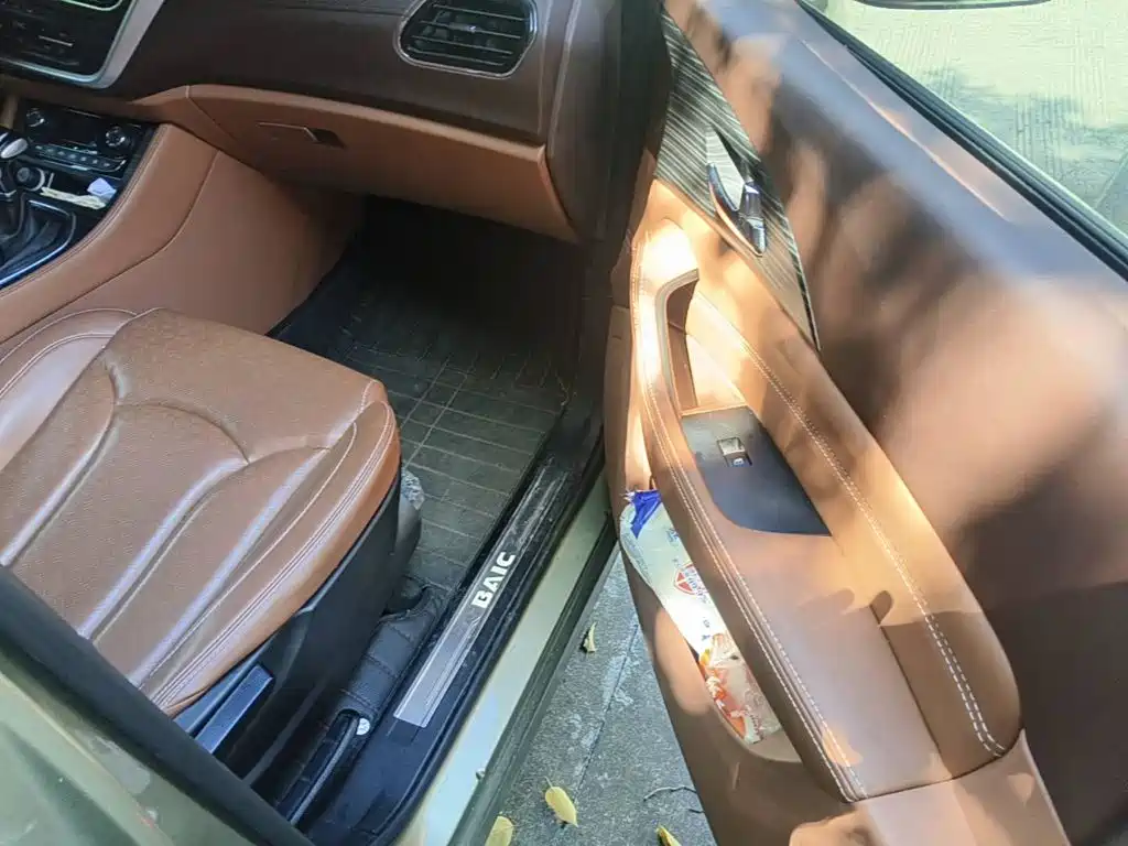BAIC Huansu S7 2018 2018 1.5T Auto Premium Model